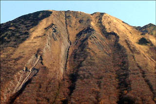 大山紅葉登山、2005年11月9日の大山　ペンションたんね